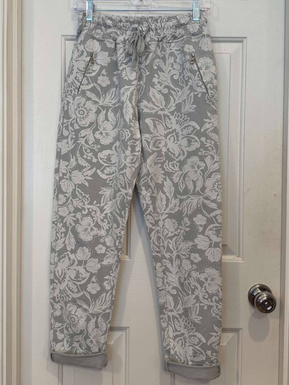 Nostalgia Gray and White Floral Pants